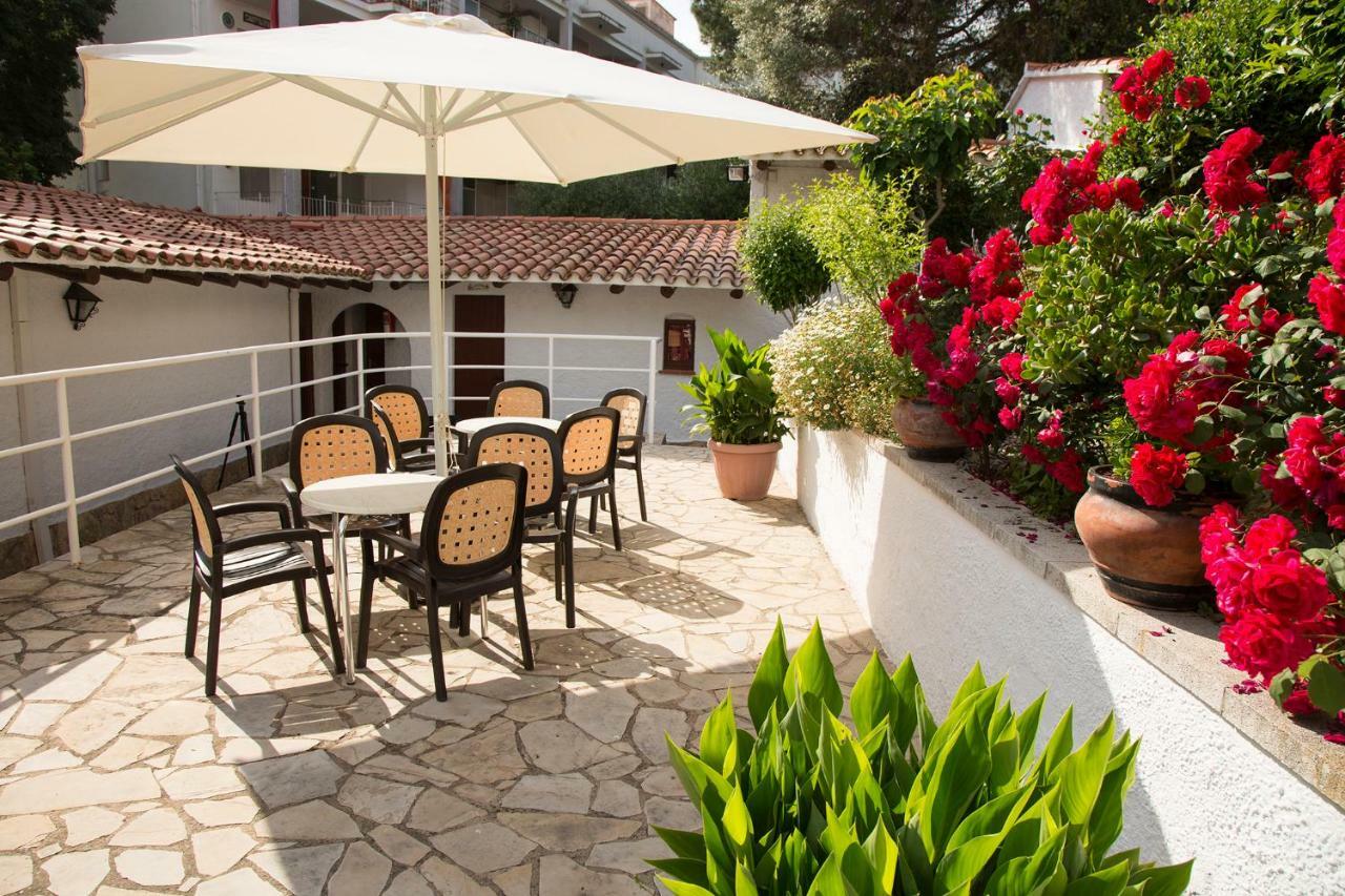 Bungalows Don Juan Tossa Tossa de Mar Bagian luar foto